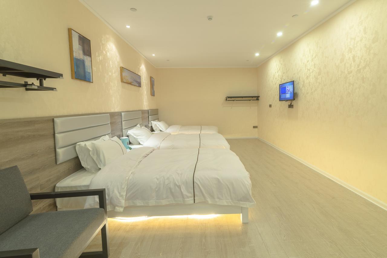 Wonder Youth Hostel Nanning Bagian luar foto